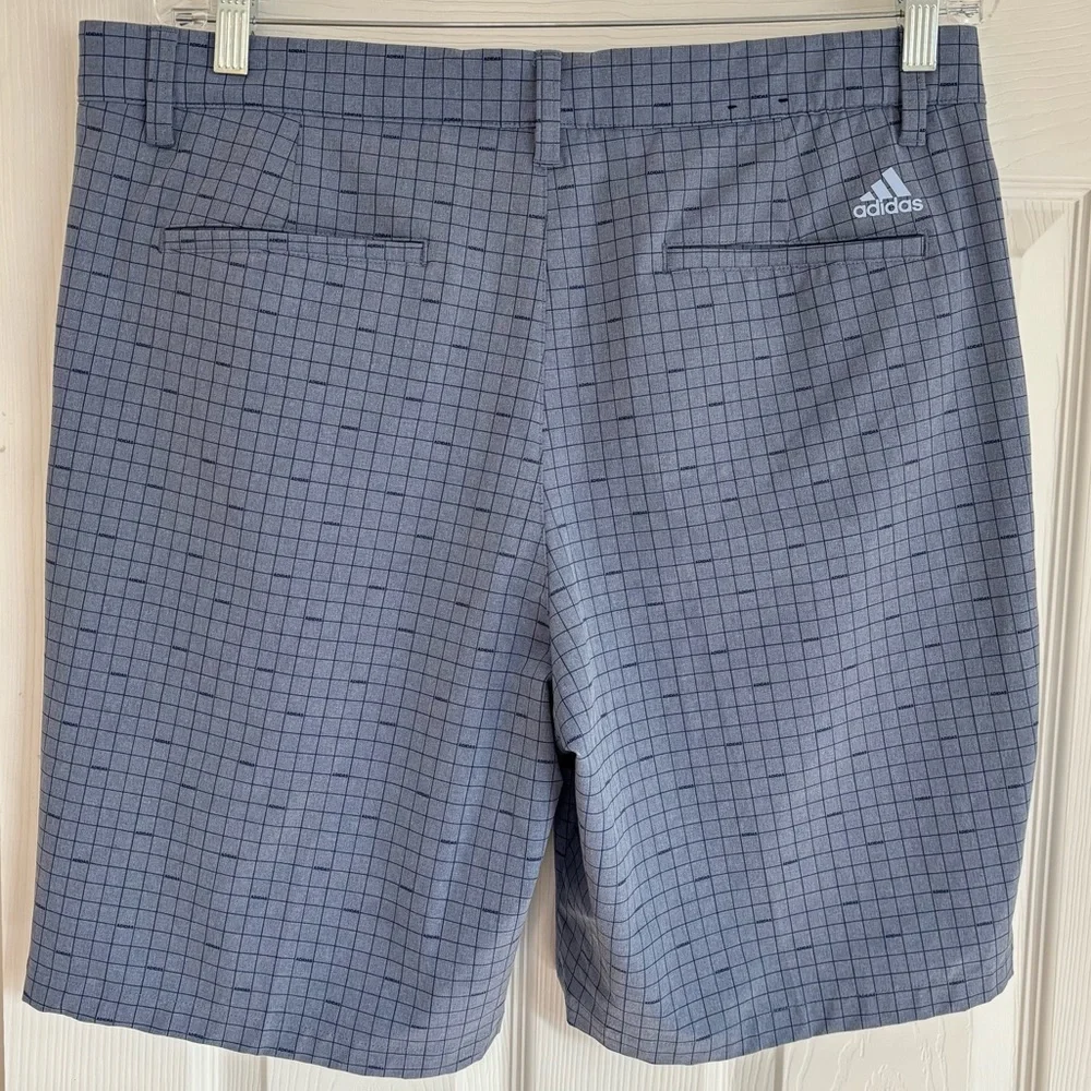 Adidas 365 Ultimate Golf Shorts, windowpane plaid, size 36. 9